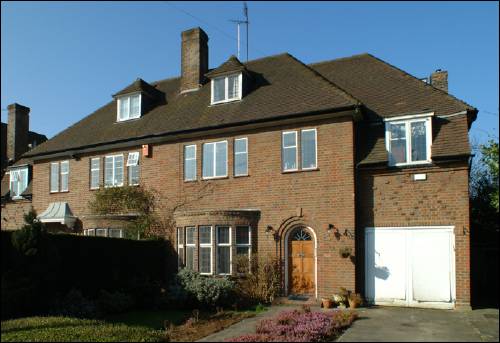 056 Kingsley Way